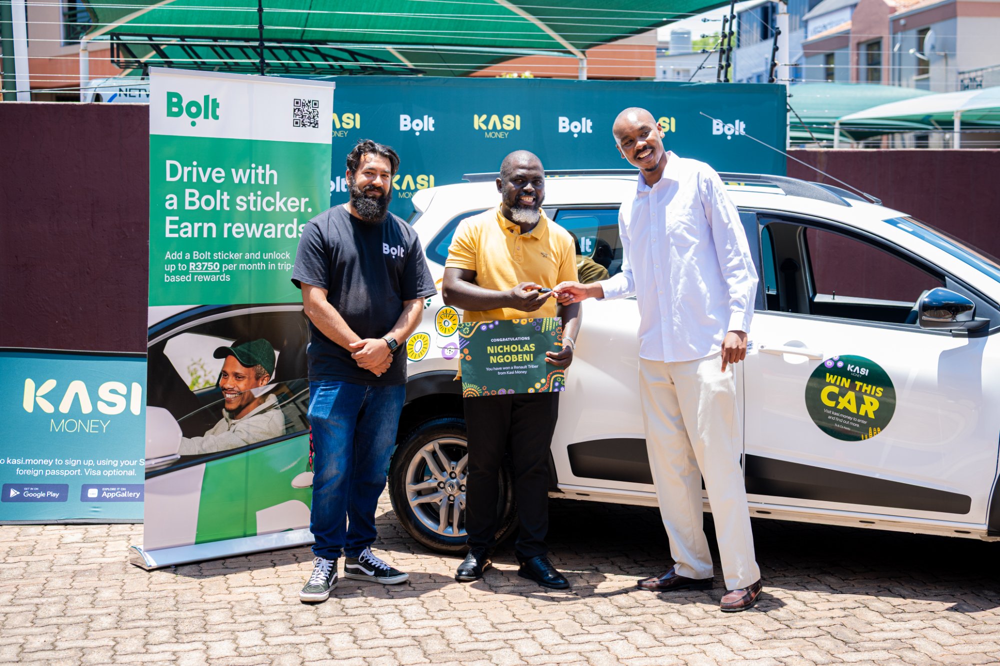 Nicholas Ngobeni receiving car keys